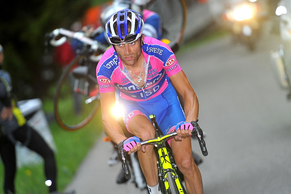 Giro 2011: L’impresa di Michele Scarponi incollato alla maglia rosa